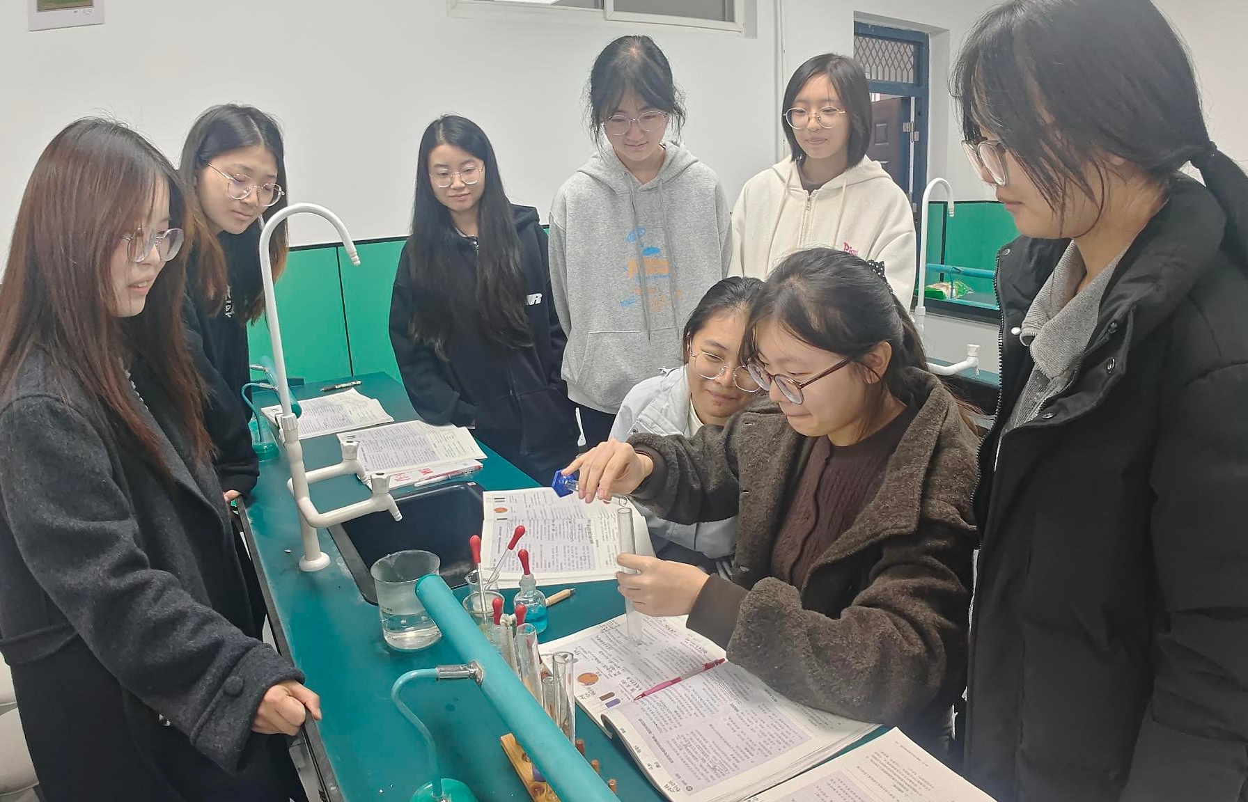 化学.jpg
